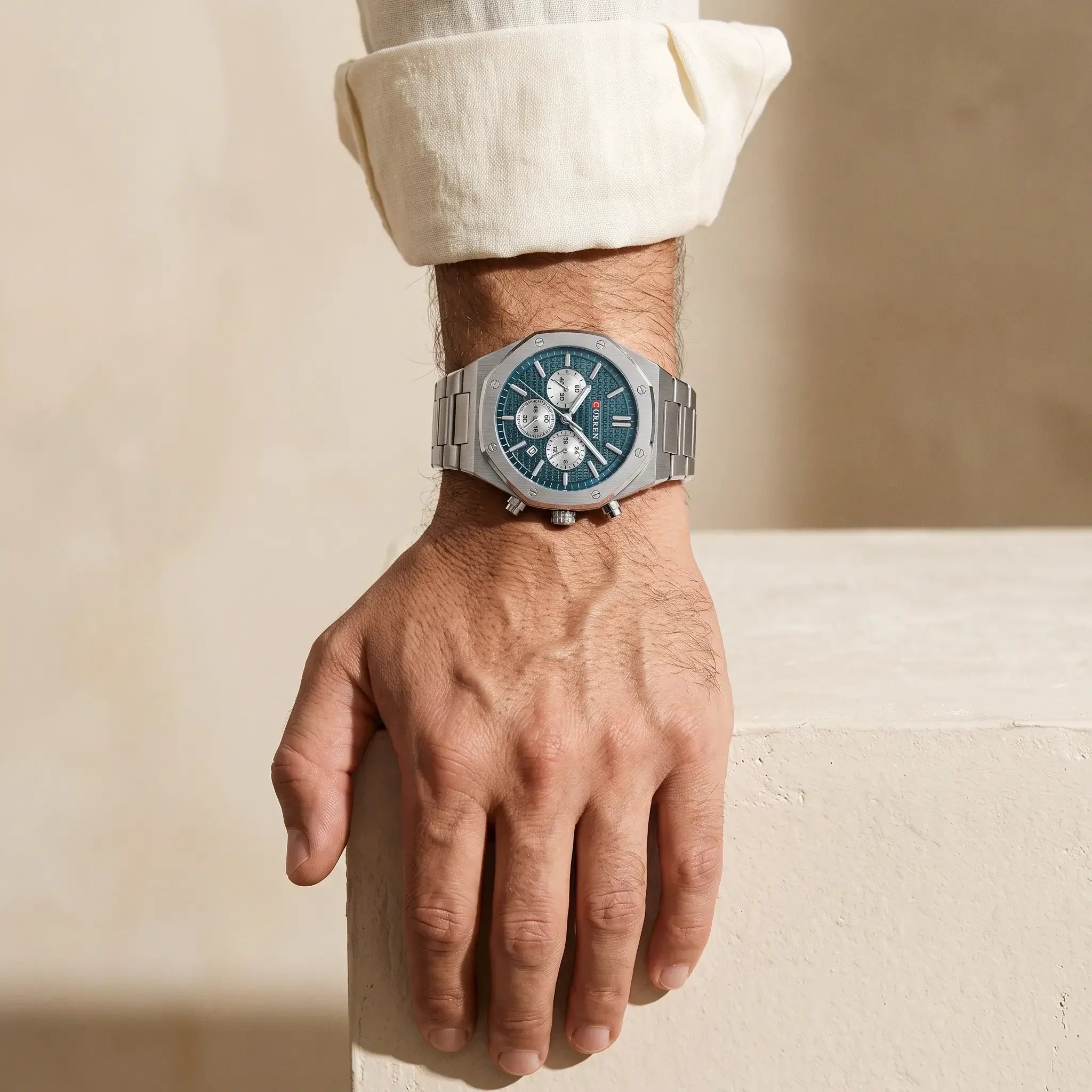 Louis Curren© Titan
